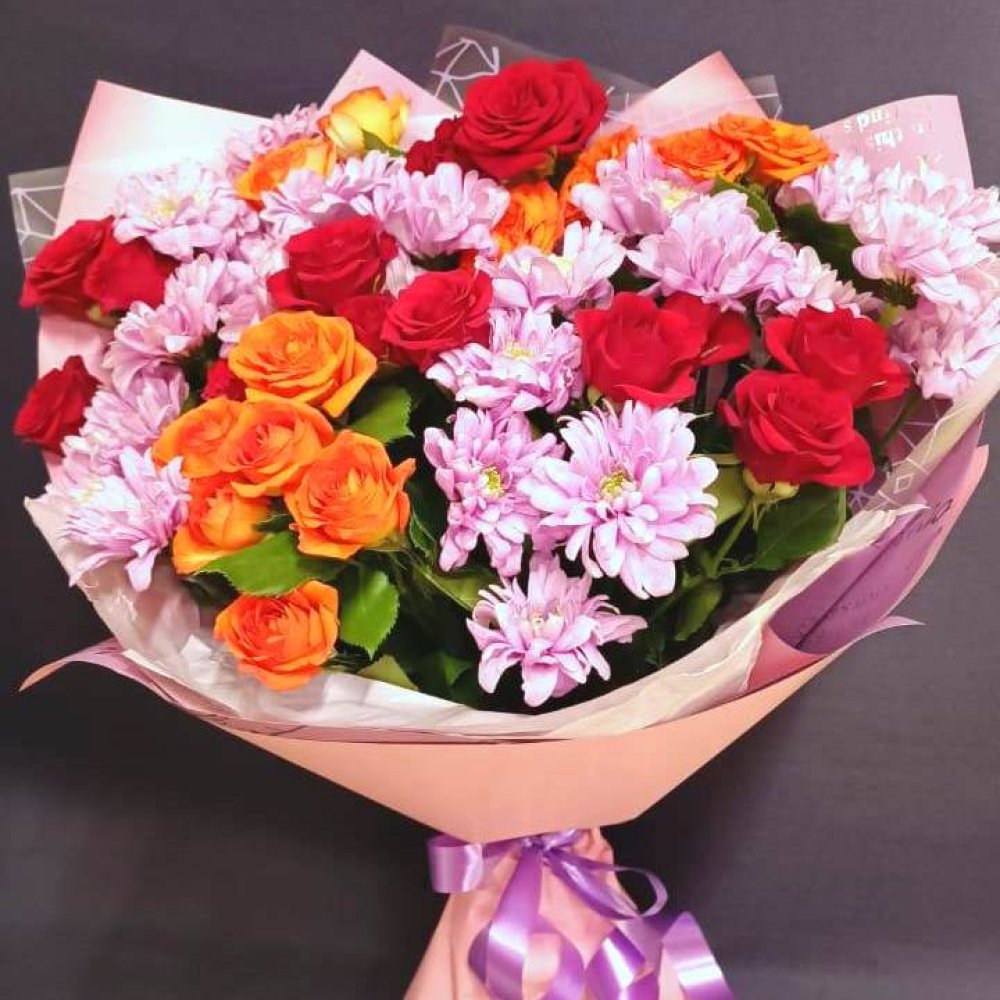 Букет цветов Краски Букет цветов из: Хризантемы и Розы